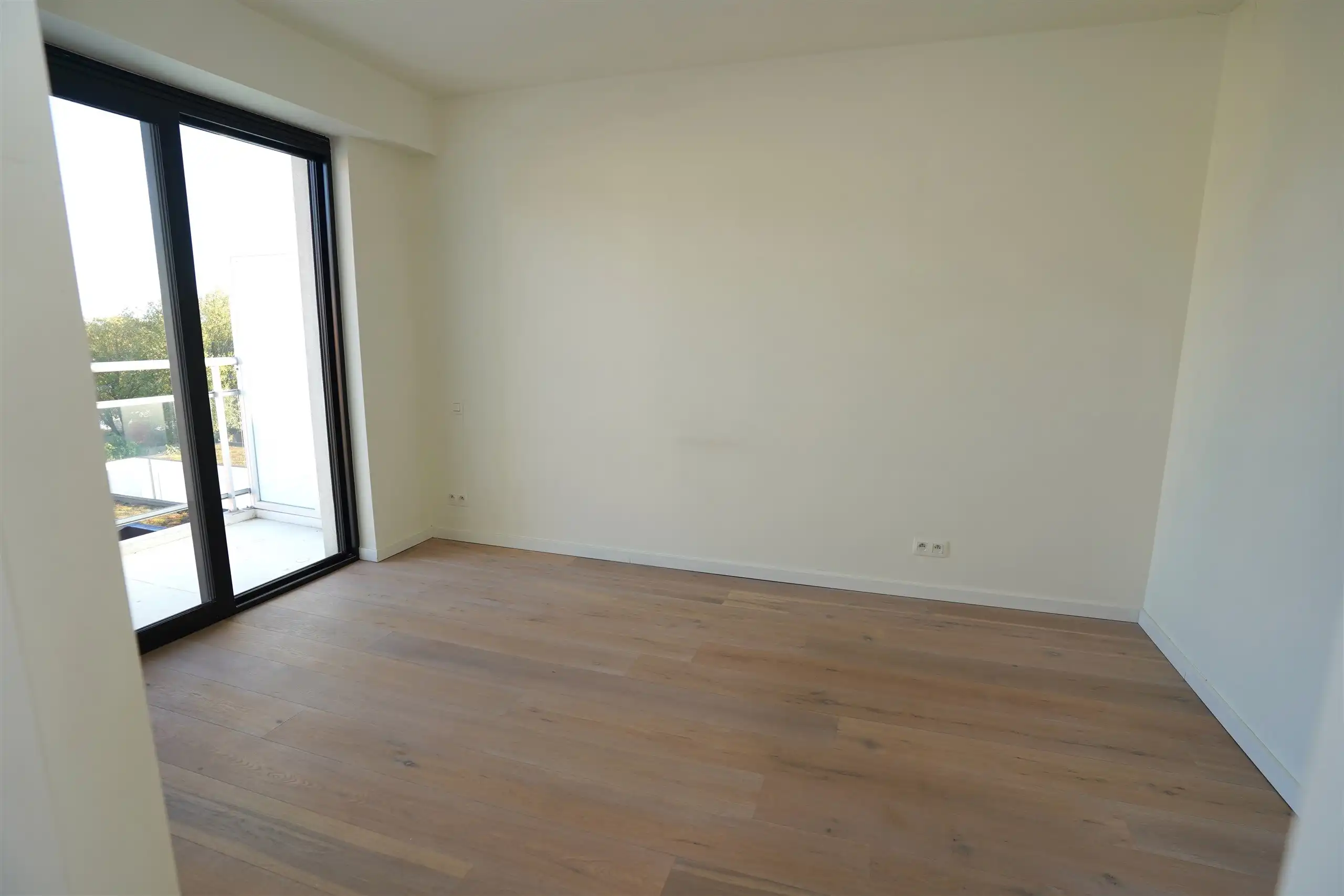 Jong dakappartement met zicht op nieuw Marktplein + garage foto 9