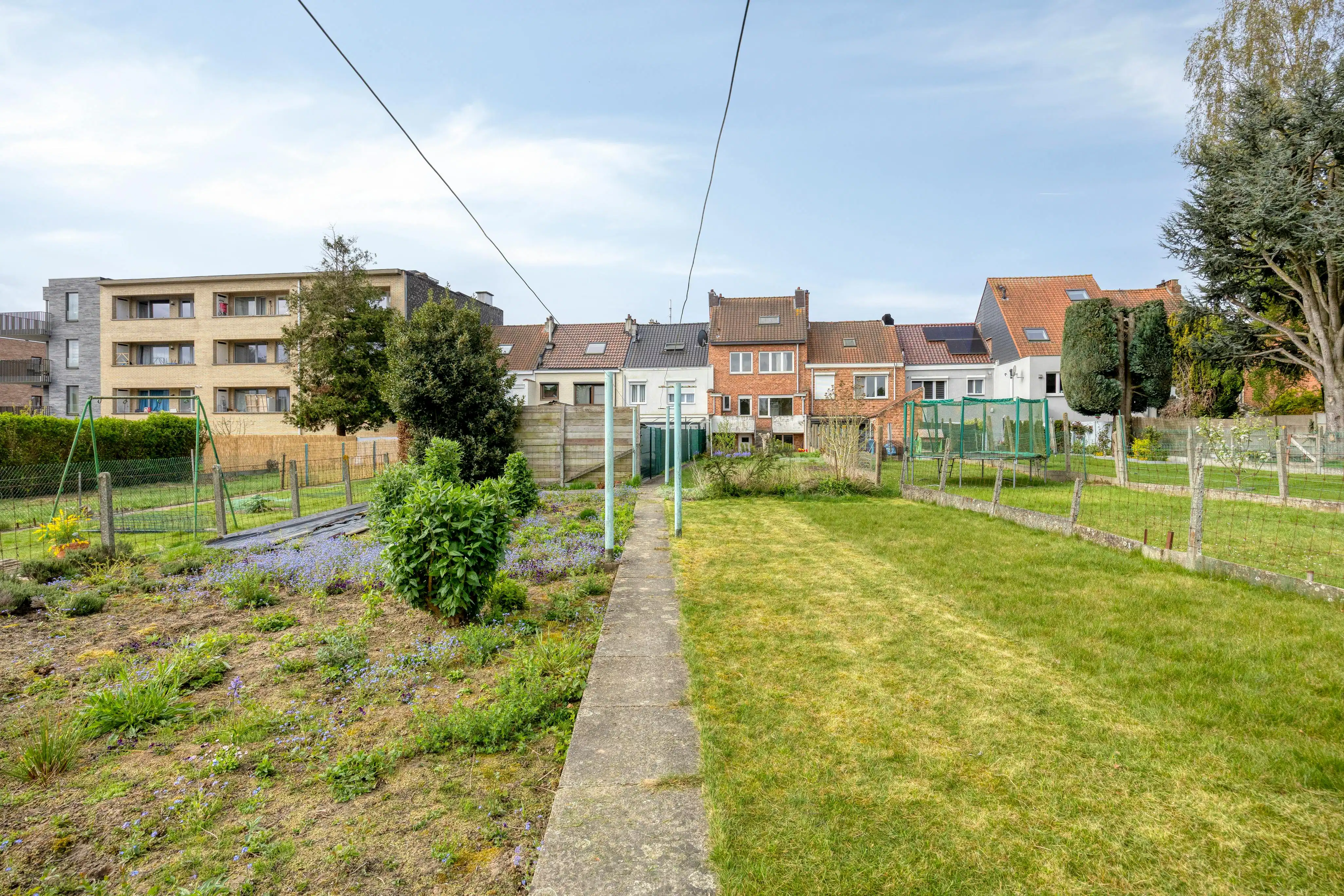 Charmante 2-gevelwoning met eindeloos potentieel op een groot perceel in Strombeek-Bever foto 24