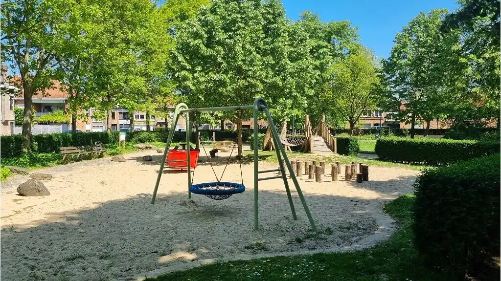 Gelijkvloers appartement met Terras en Garage te koop in Brugge foto 17