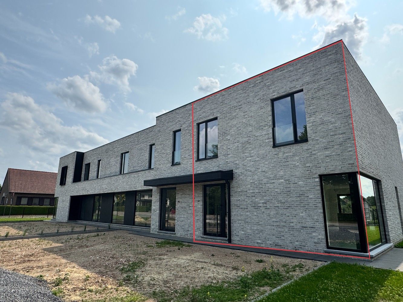 Te huur in Zutendaal - Energiezuinige nieuwbouwwoning met drie slaapkamers foto 1
