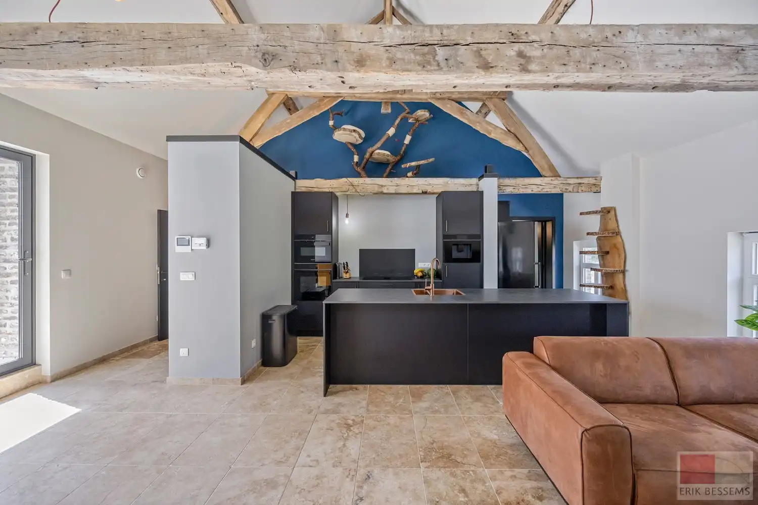 Unieke loft-appartement aan de Oude Kerkstraat 55 in Dilsen-Stokkem foto 21