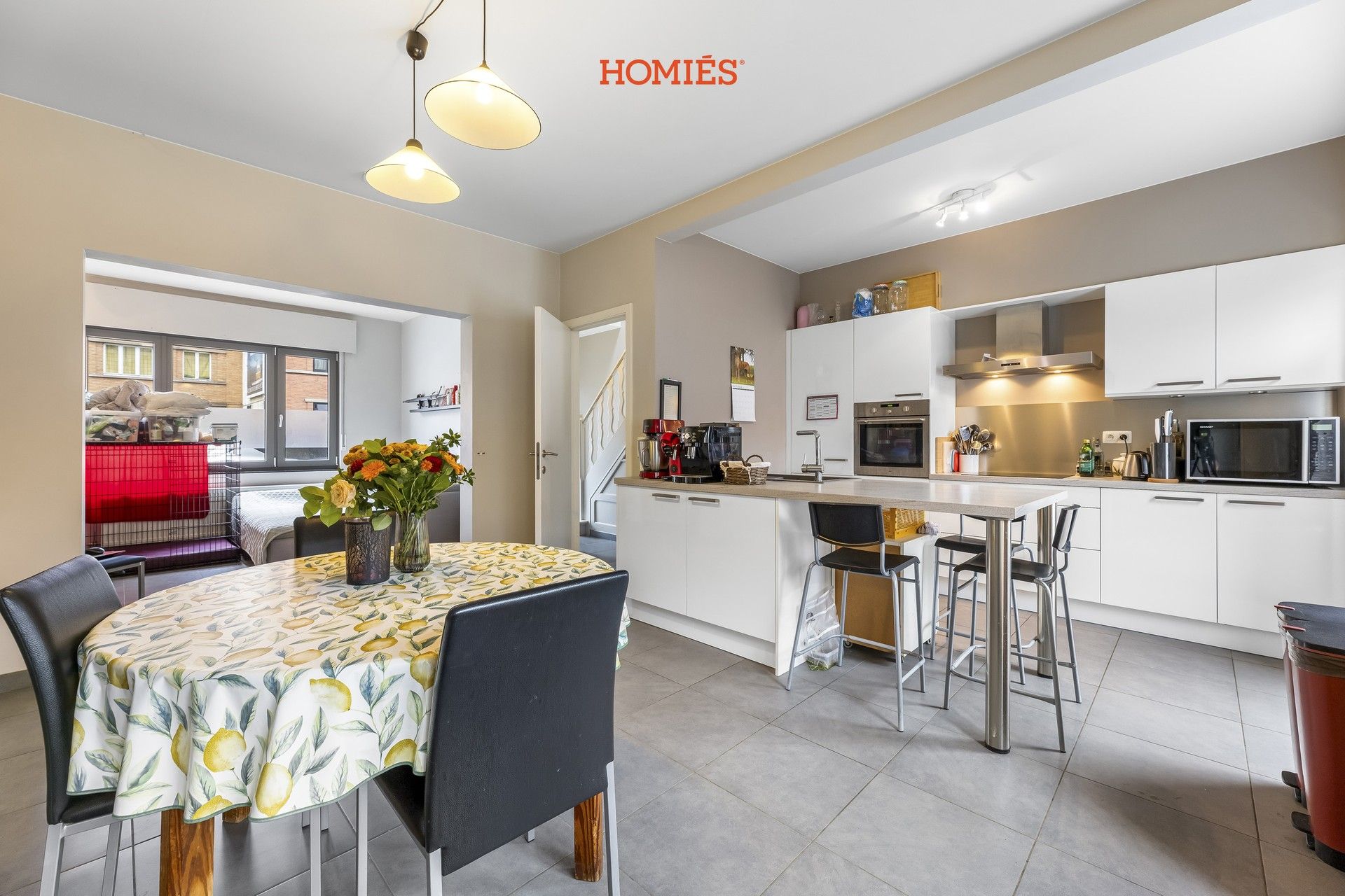 Uiterst gunstig gelegen woning foto 2