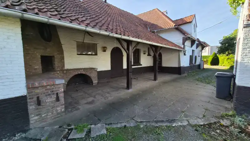 Charmante te renoveren hoeve van 300m² op 15 are foto 20