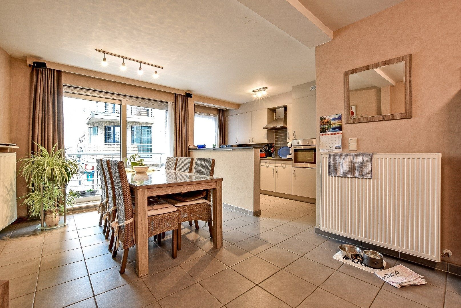 Energiezuinig appartement in hartje Diksmuide! foto 4