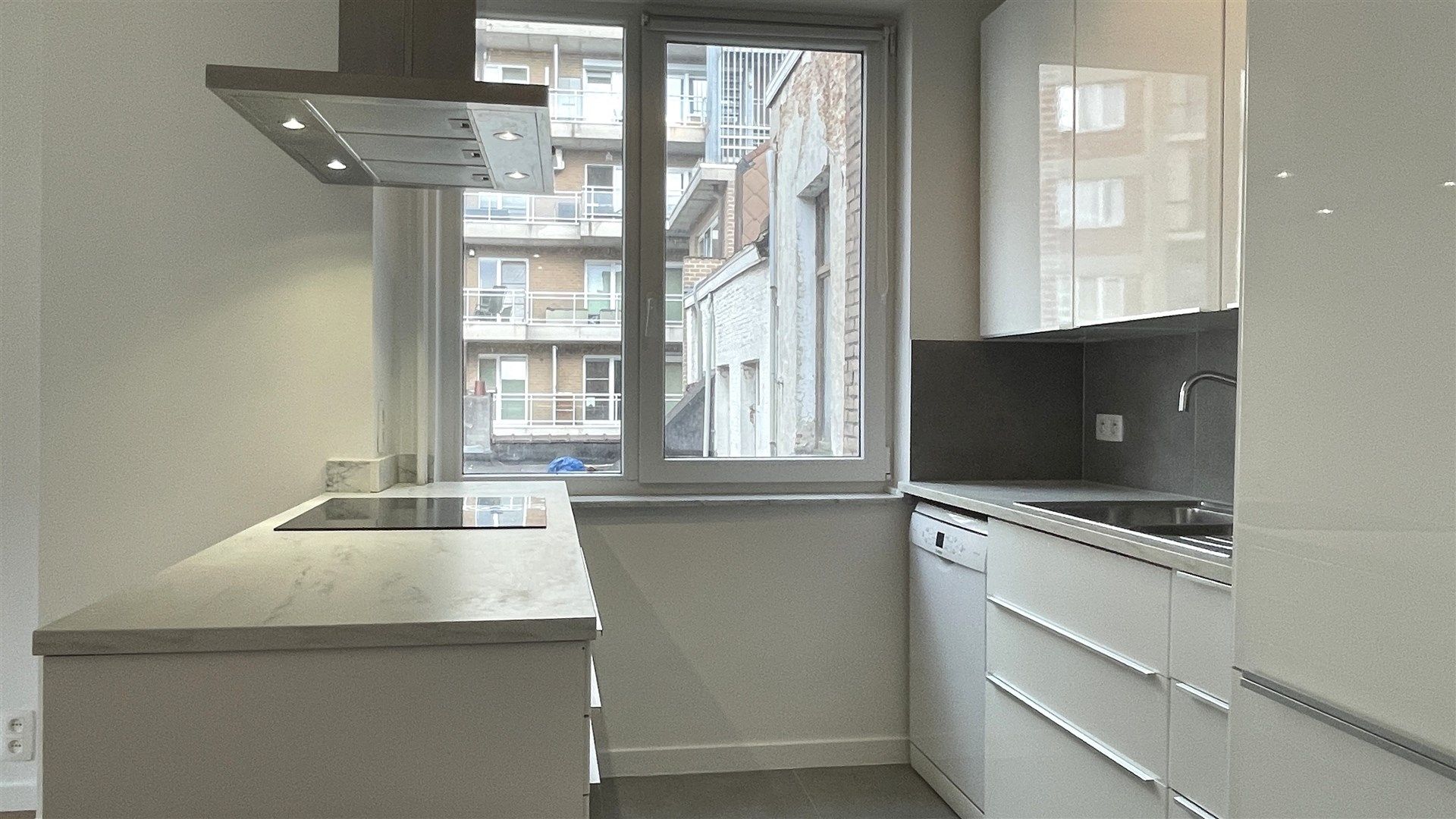 Lichtrijk appartement vlakbij het stadspark! foto 3
