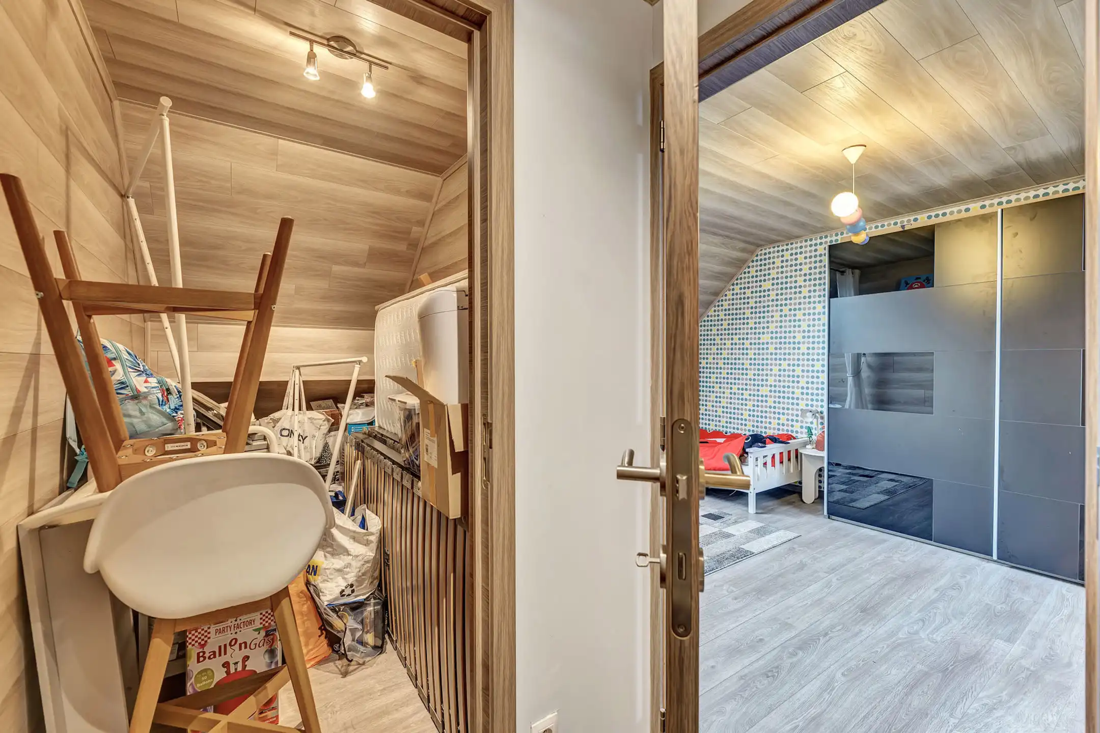 Prachtige instapklare woning met 3 slpks, tuin en garage foto 17