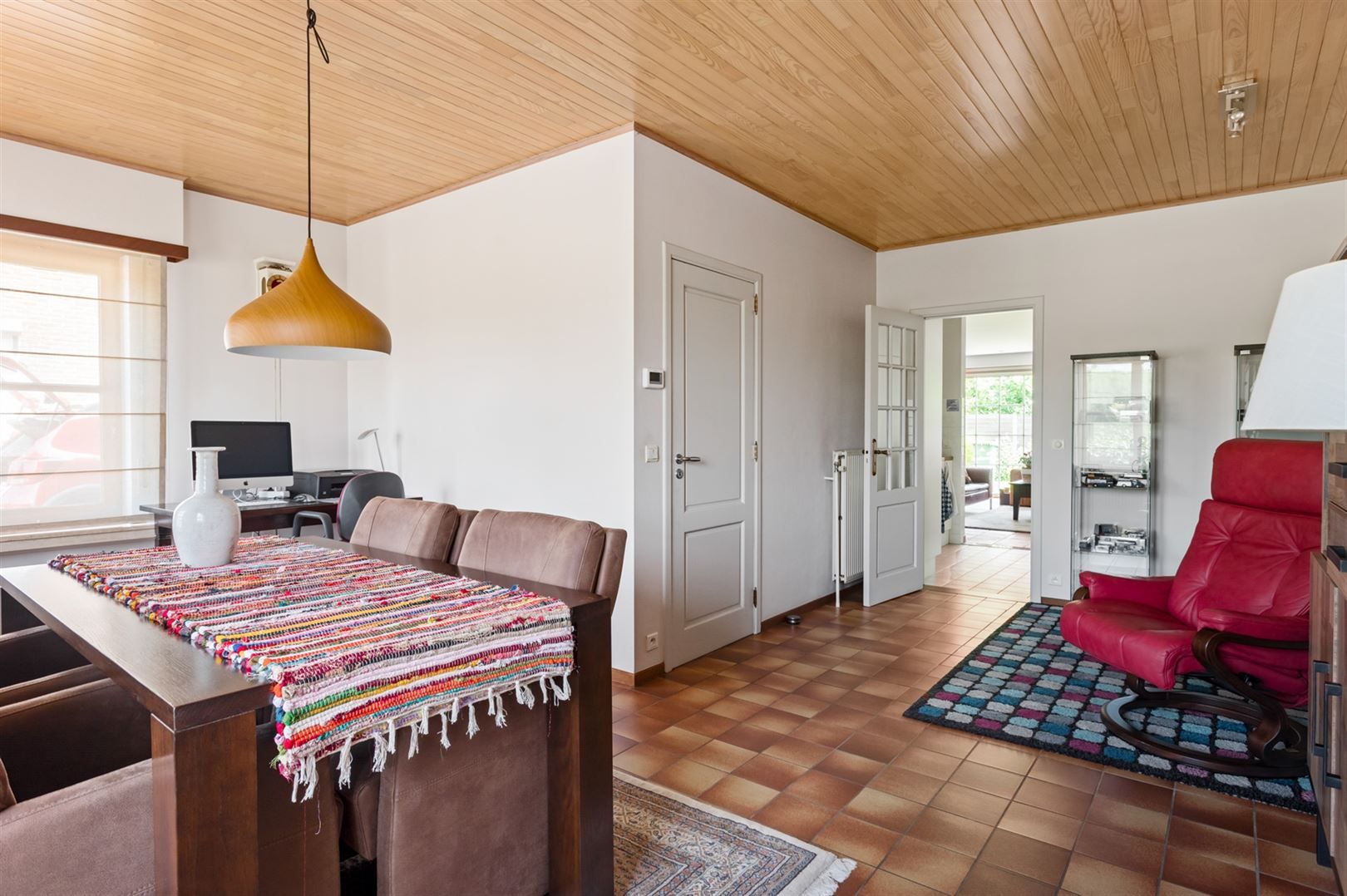 Perfect onderhouden halfopen woning met zonnige tuin. foto 10