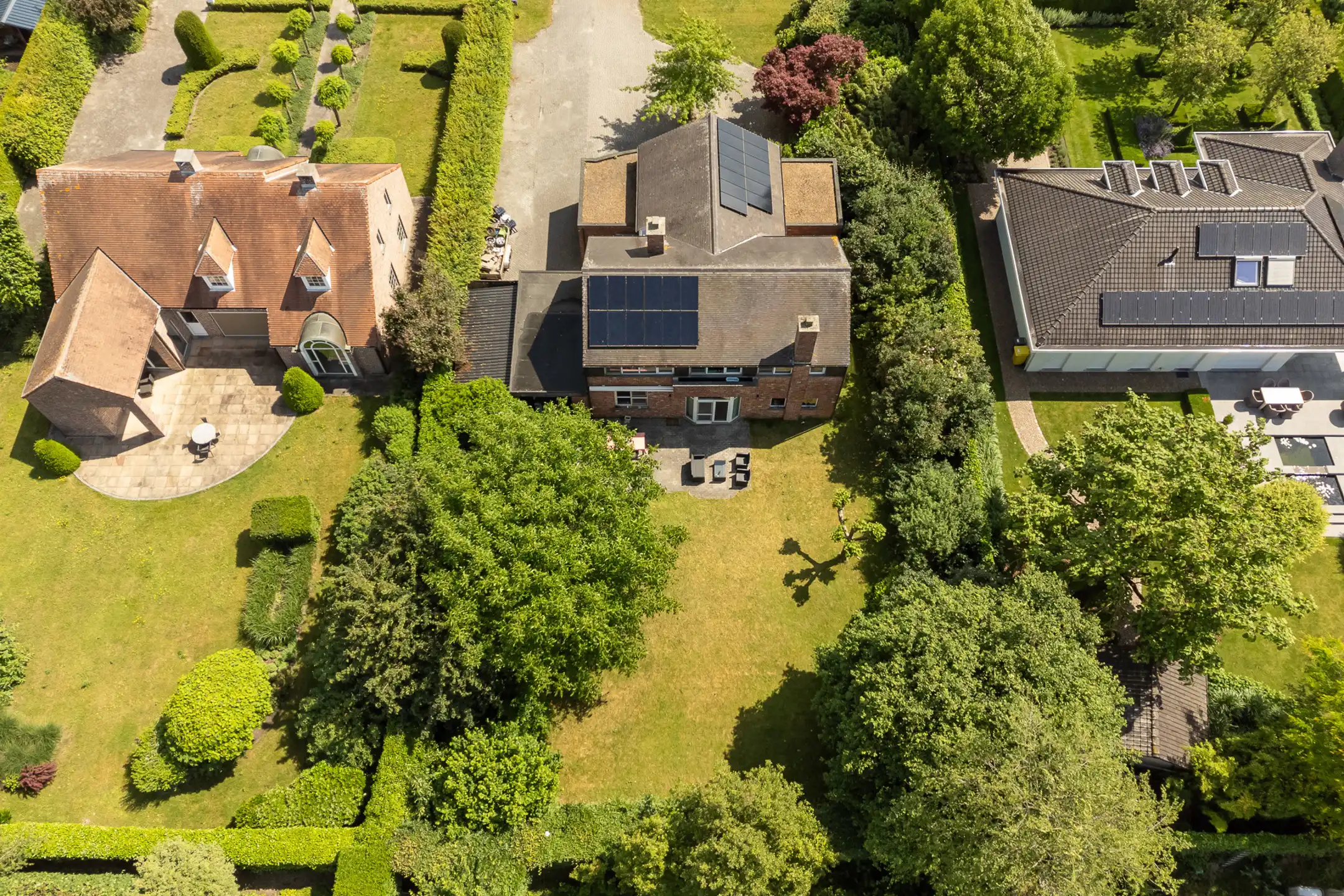 Ruime woning met 4-5 slpks en bedrijfsruimte in Turnhout. foto 43
