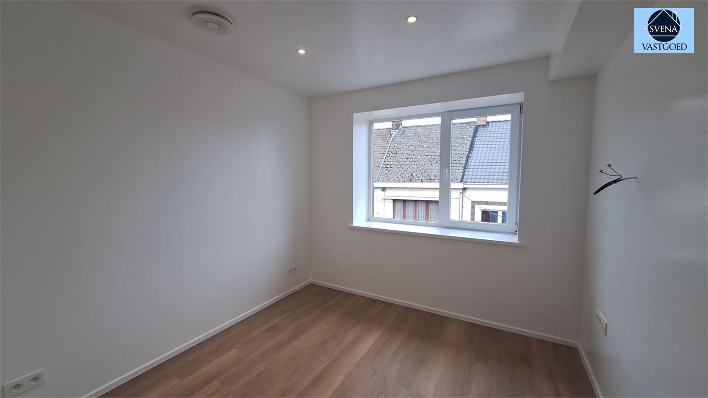 GERENOVEERD APPARTEMENT MET 2 SLAAPKAMERS foto 8