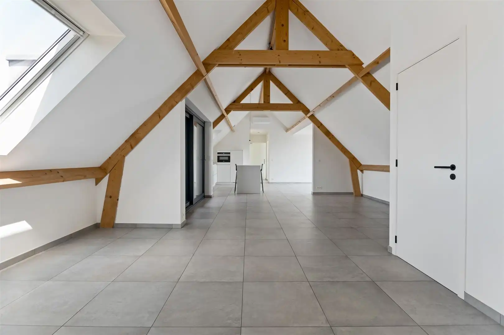 Recente penthouse ca. 114m2 met inpandig terras en optionele parking. foto 5