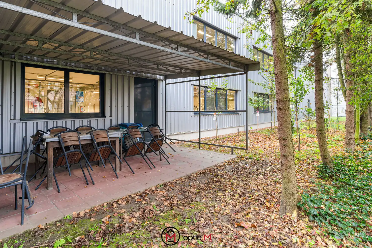 Industriepand te koop in Dilsen-Stokkem (Rotem) – ruime ateliers, kantoren en uitstekende bereikbaarheid foto 32