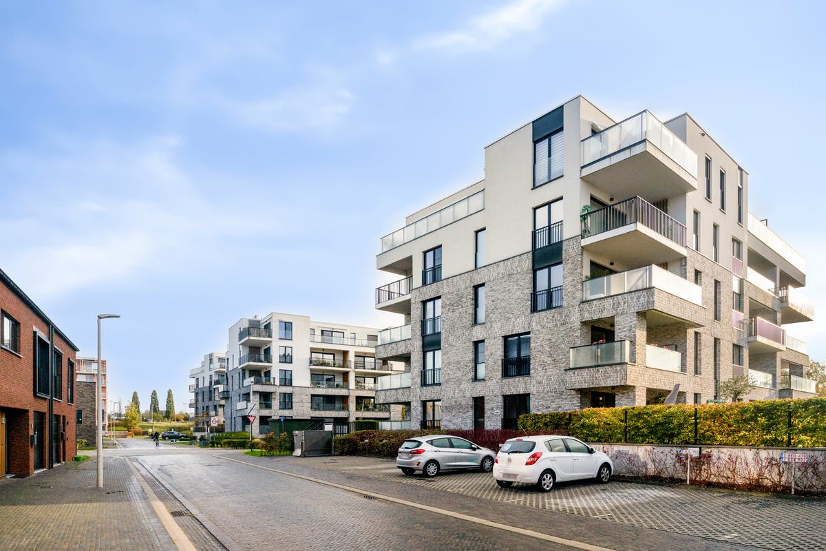 Energiezuinig gelijkvloers appartement met terras in Boom foto 3