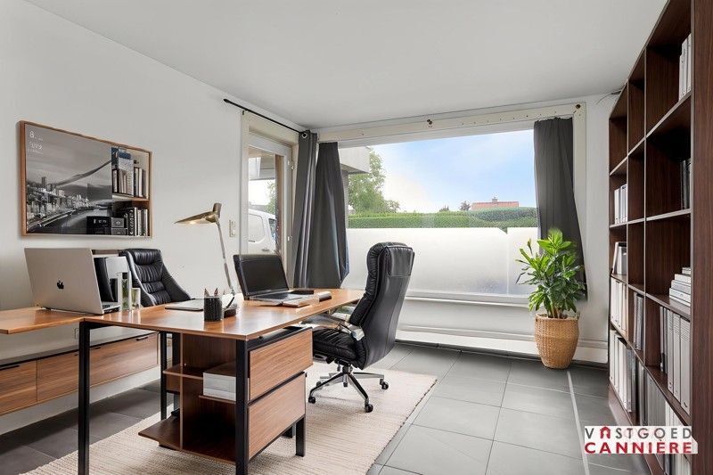 🏡Ruime woning met kantoorgebouw TE KOOP in hartje Wielsbeke – Marktstraat! foto 5