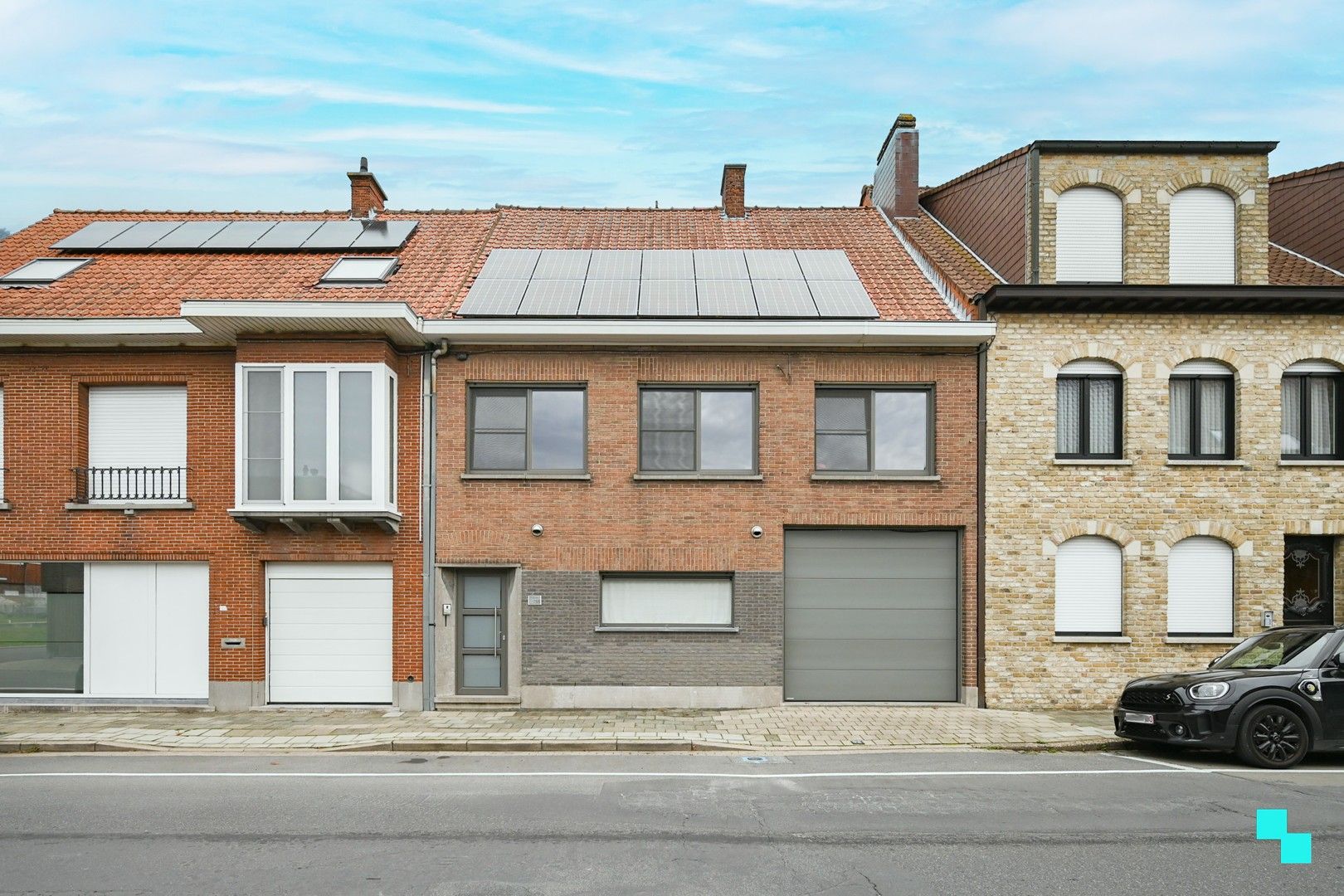 Verrassend ruime, instapklare ééngezinswoning te Izegem foto 3