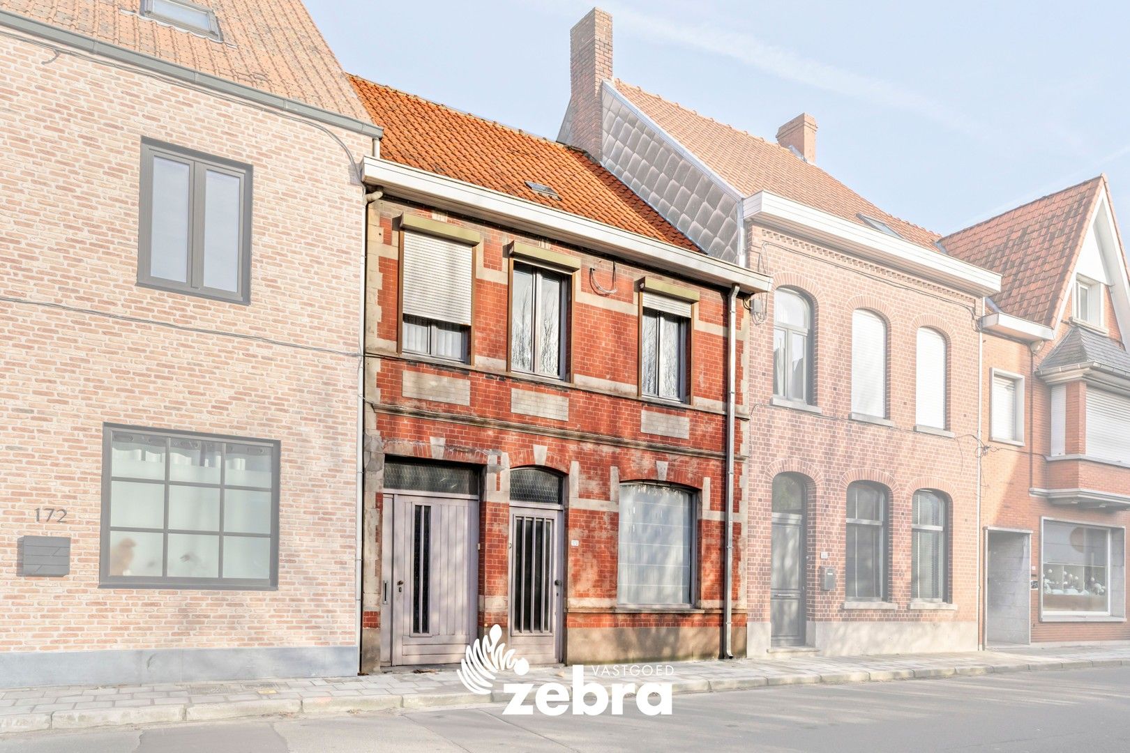 Hoofdfoto van de publicatie: Te renoveren woning met 3 slaapkamers op een boogscheut van centrum Izegem!