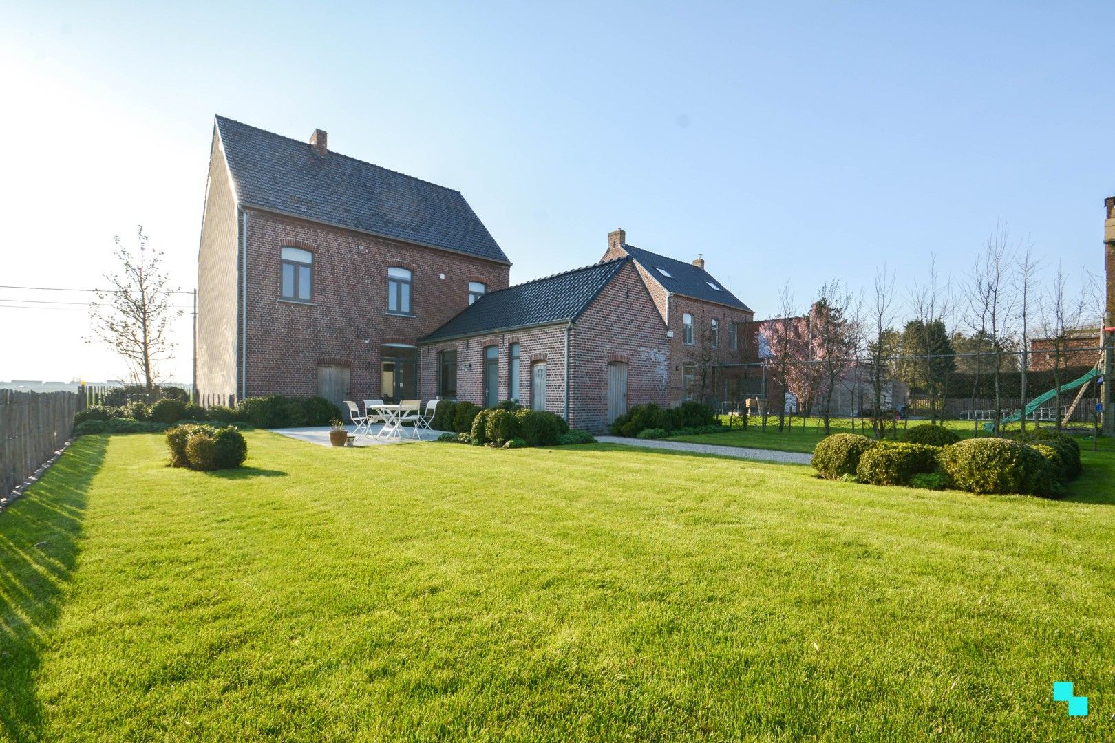 Alleenstaande landelijk gelegen woning met 3 slaapkamers foto 27