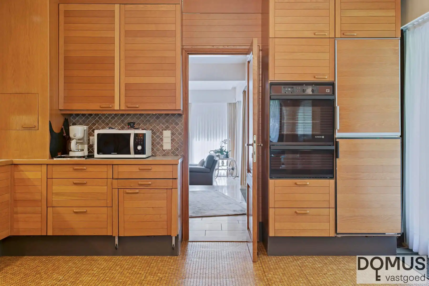 Statige villa met tijdloze architectuur op topligging  foto 16