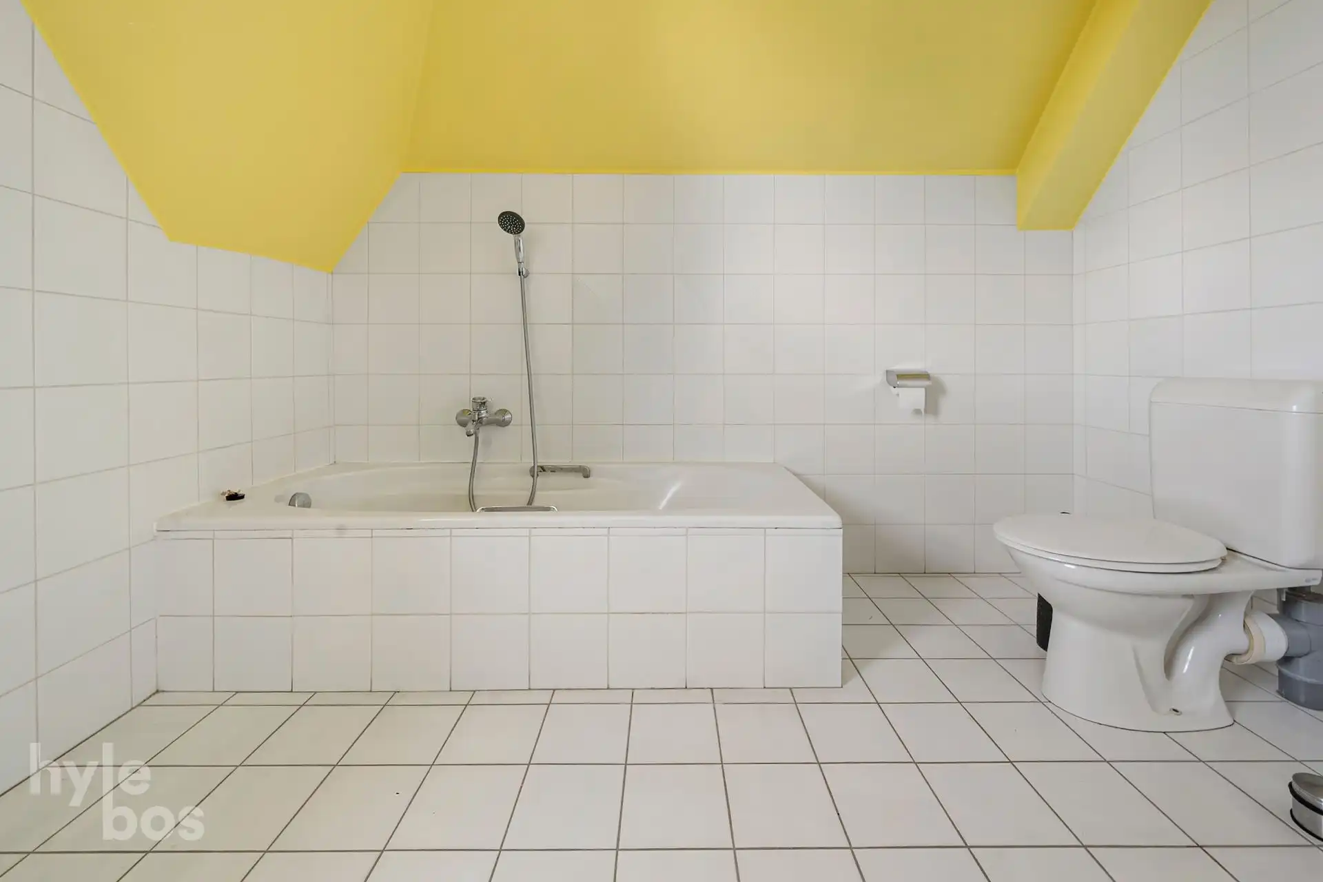 Ruime open bebouwing op 1.073 m² in rustige woonwijk foto 18