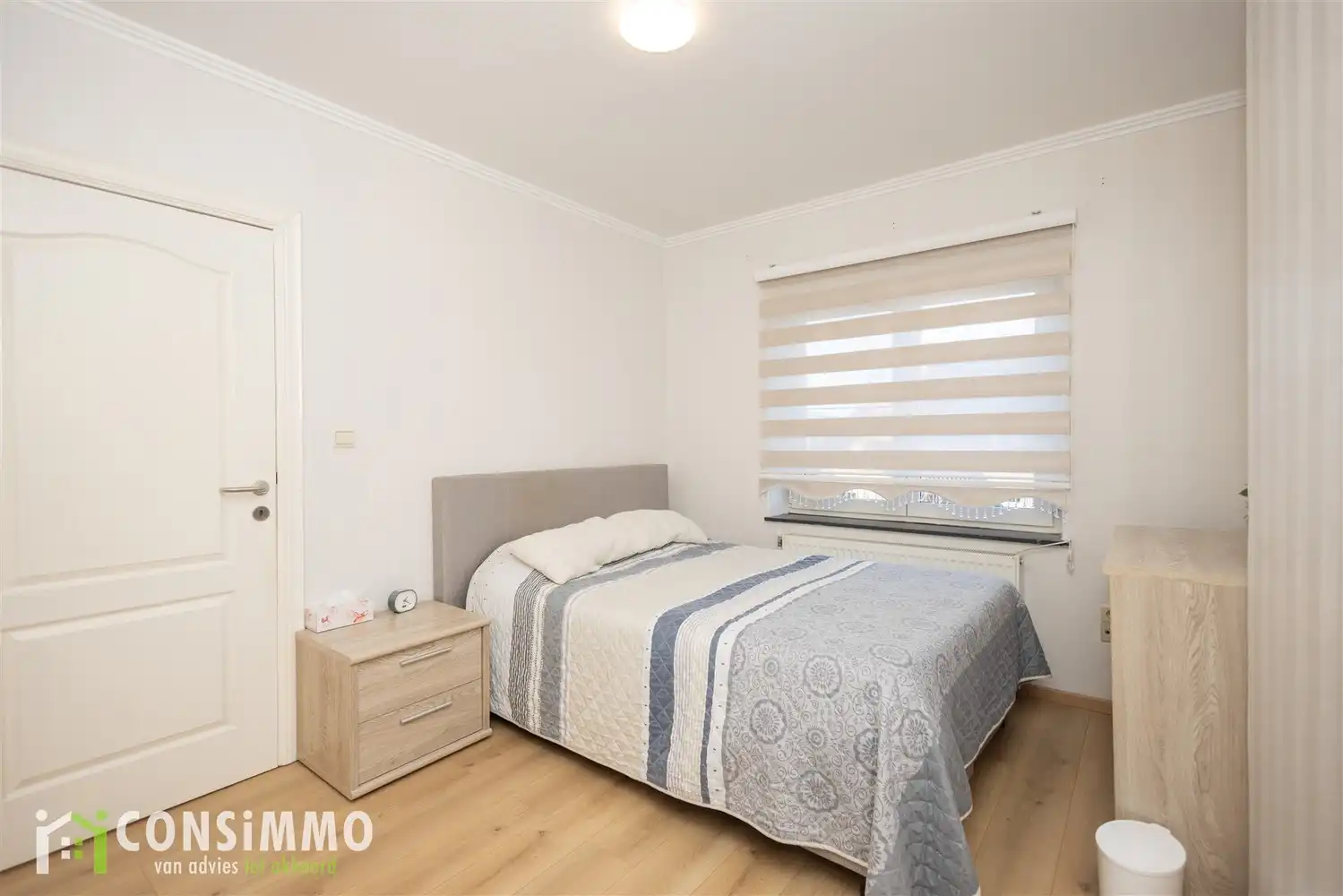 Instapklare en ruime woning met 5 slaapkamers in Genk foto 18