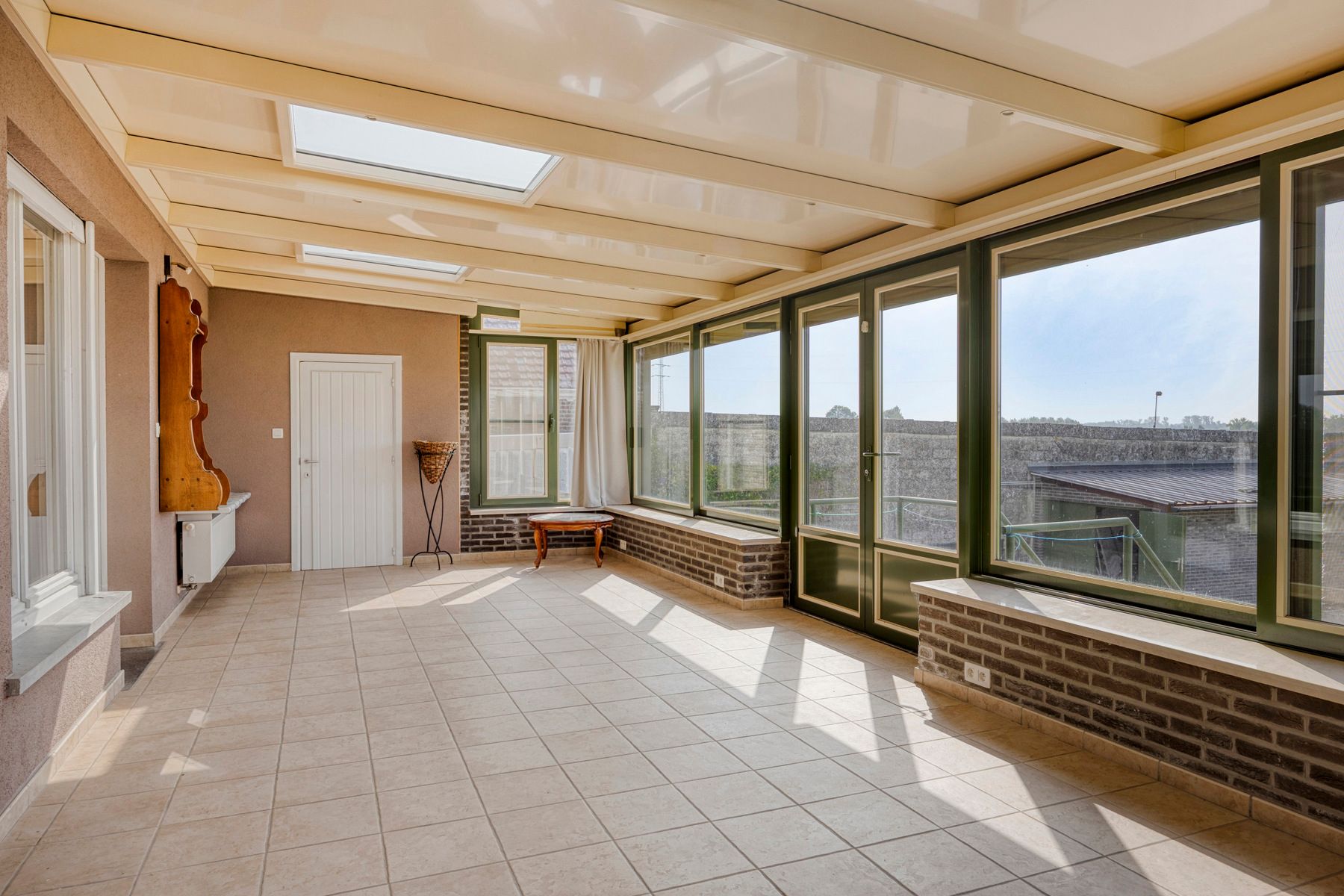 Vrijstaande woning met grote tuin en veel potentieel foto 25