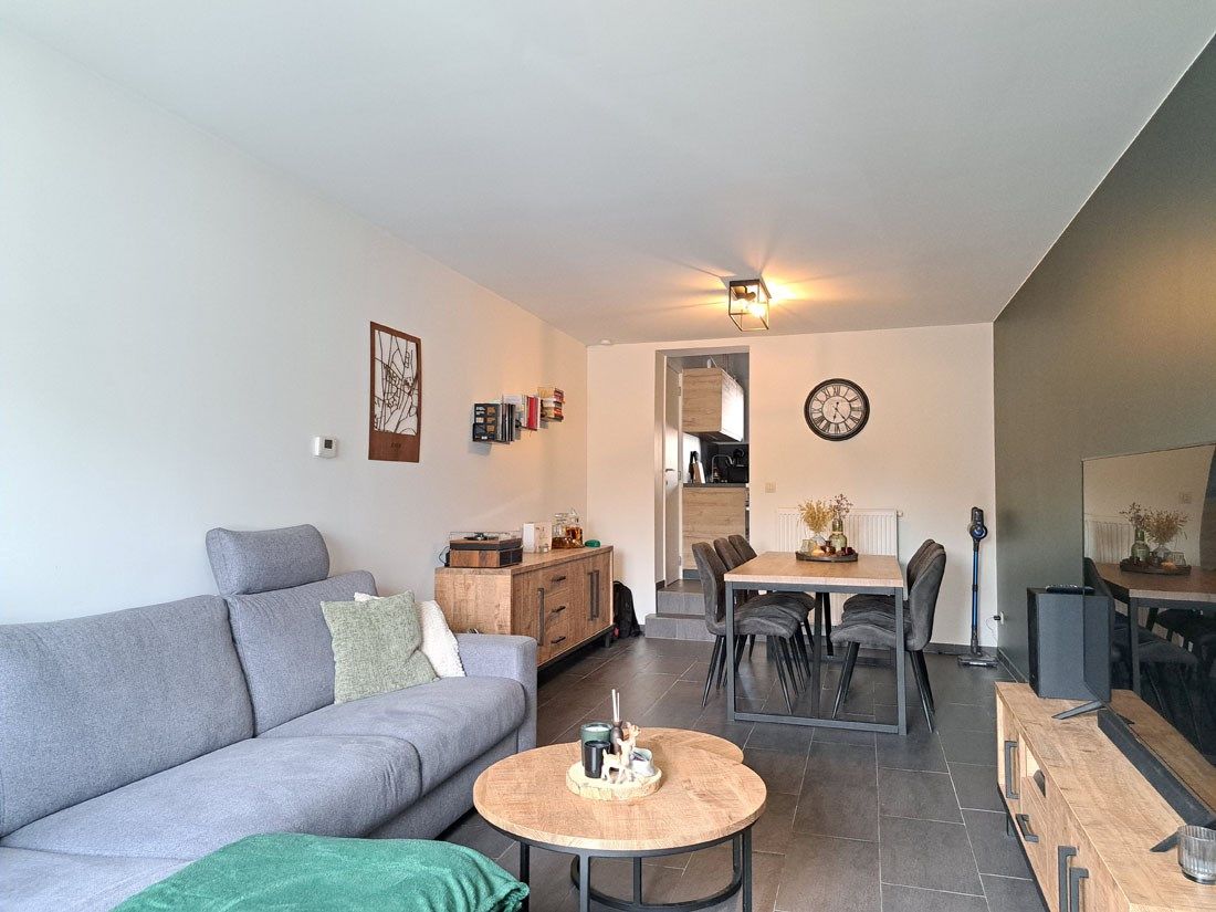 Charmante rijwoning te Rekem ( Lanaken) foto 4
