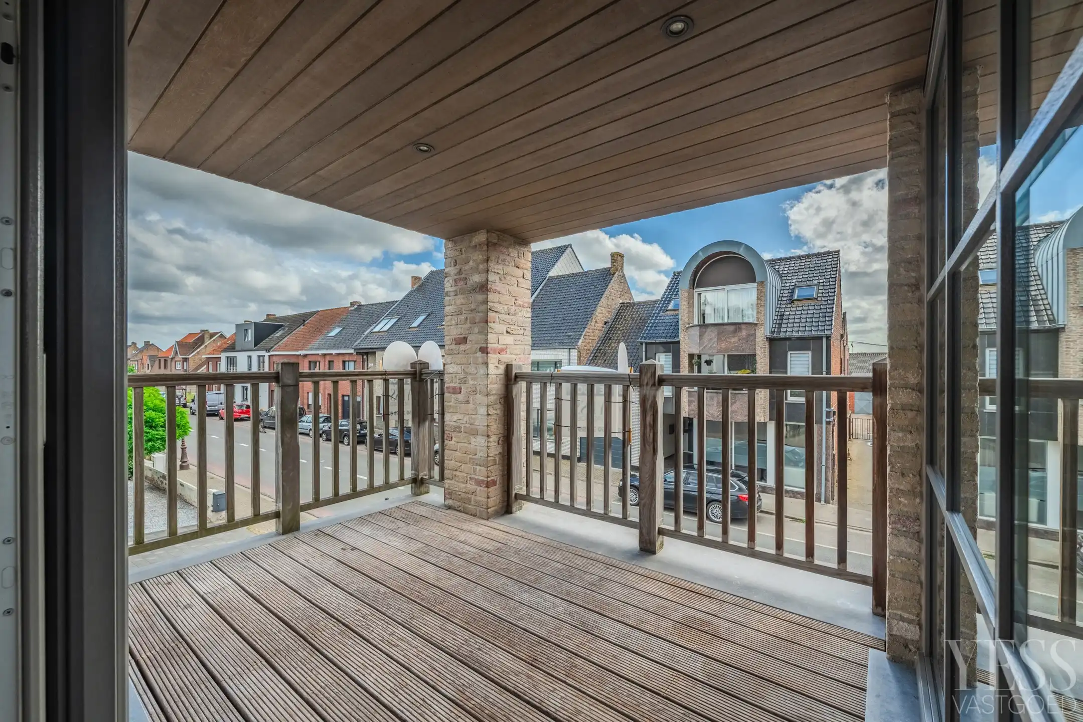 Zo goed als nieuw app + terras (garage mogelijk te kopen) foto {{pictureIndex}}