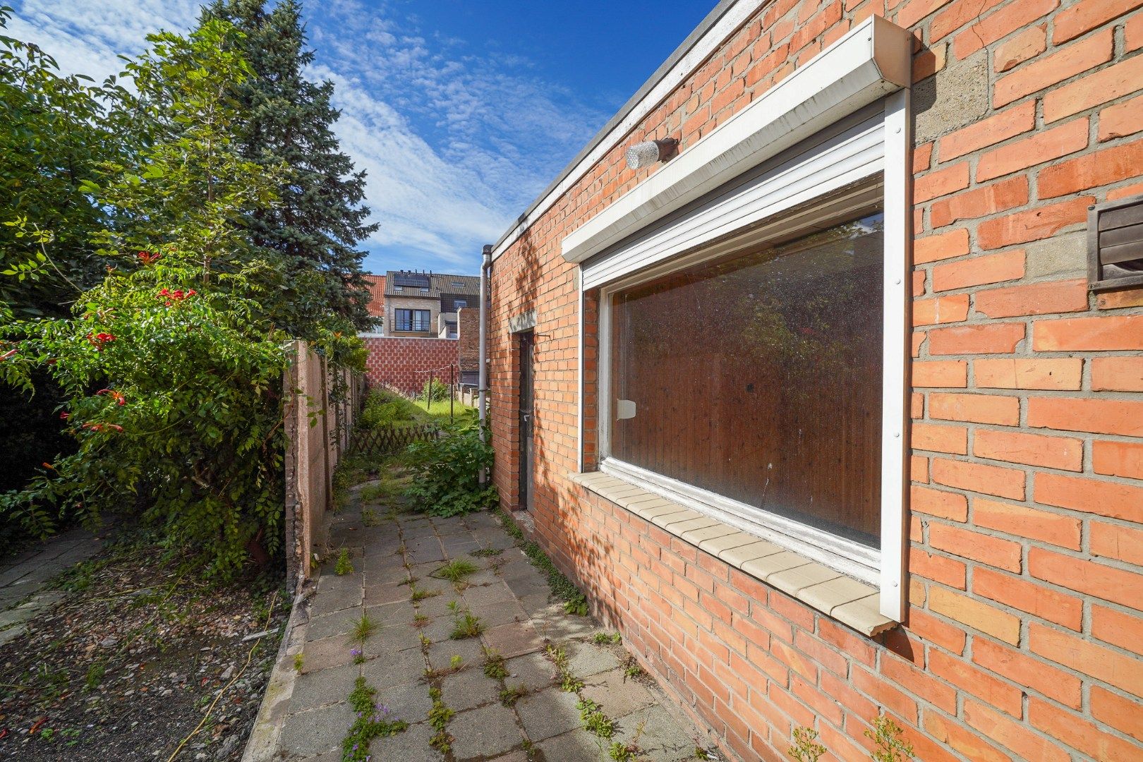 Te renoveren woning met voortuin, achtertuin op rustige ligging nabij het centrum foto 9