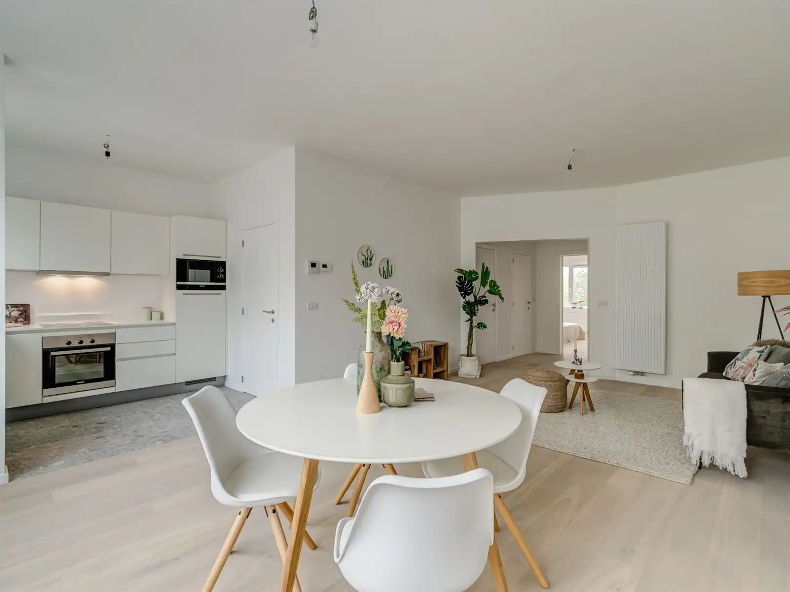 Licht en ruim 2-slaapkamerappartement met zuidwest georiënteerd terras.  foto 4