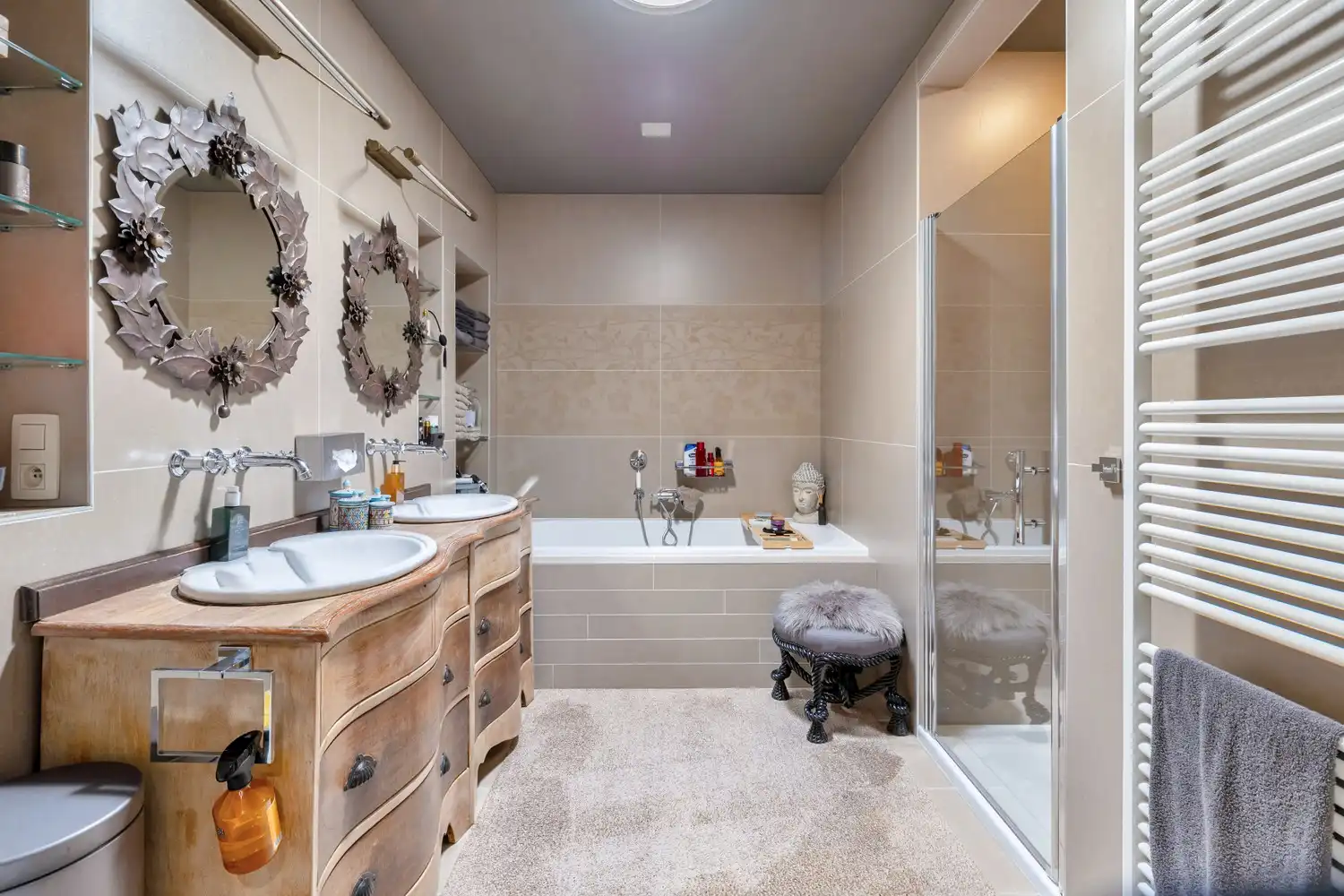 Unieke vastgoedopportuniteit! Ruim bedrijfscomplex met 2 appartementen en exclusief penthouse op 46a 55ca! foto 82