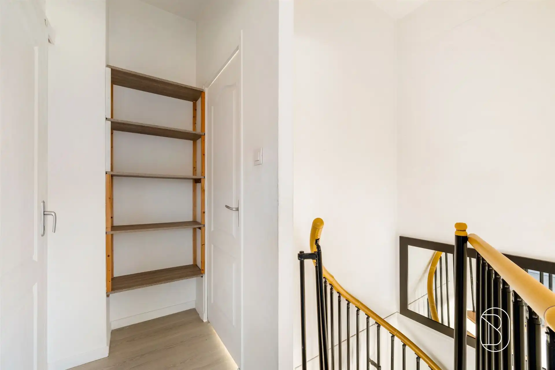 Appartement met 2 slaapkamers in duplexstijl foto 6