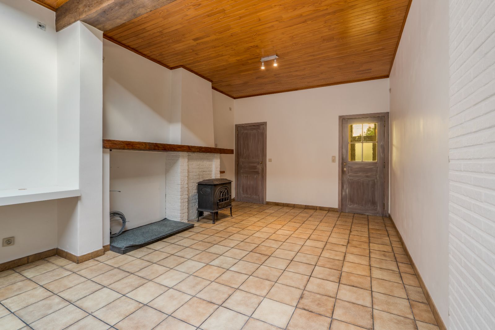 Gezellige woning met 4 slaapkamers foto 4