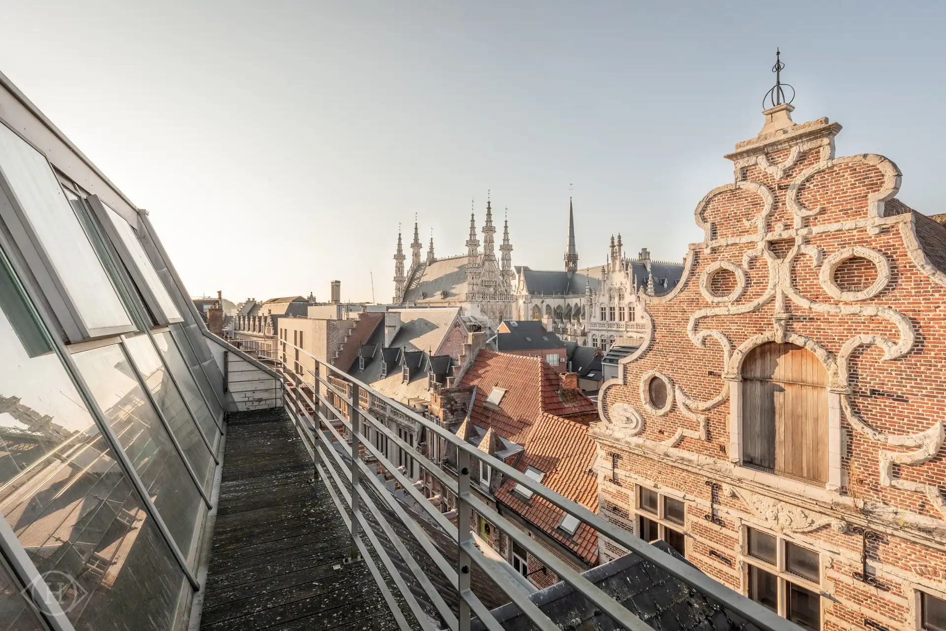 Uniek tweeslaapkamerpenthouse in hartje Leuven foto 16