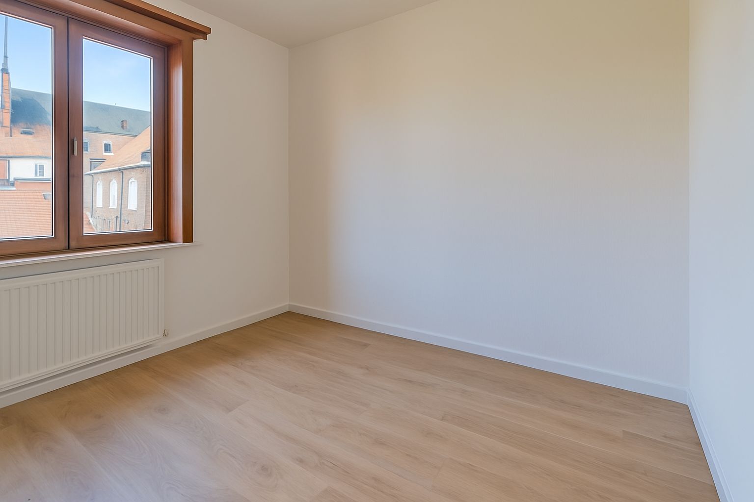 Gerenoveerd 3 slaapkamerappartement in het centrum van Knesselare foto 11