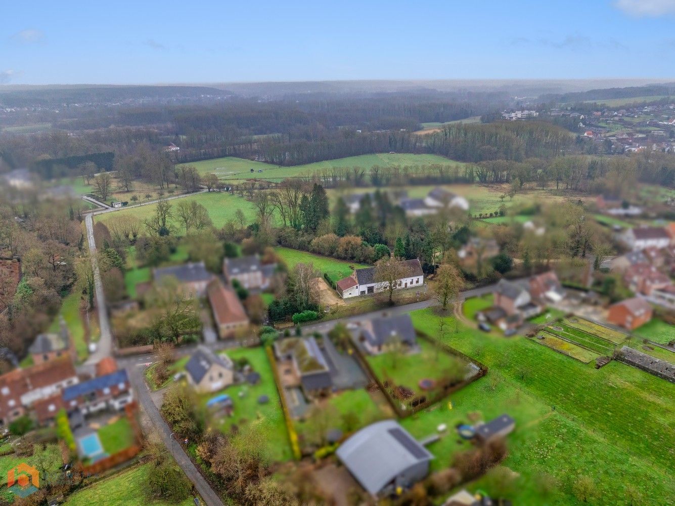 Unieke, gerestaureerde hoeve op toplocatie te Neerijse foto 2