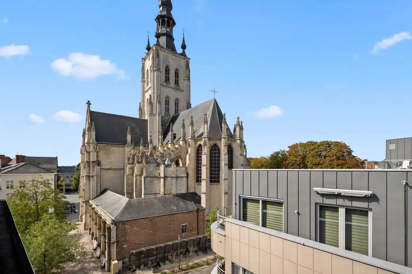 Penthouse met 2 slaapkamers in hartje Tienen foto 16