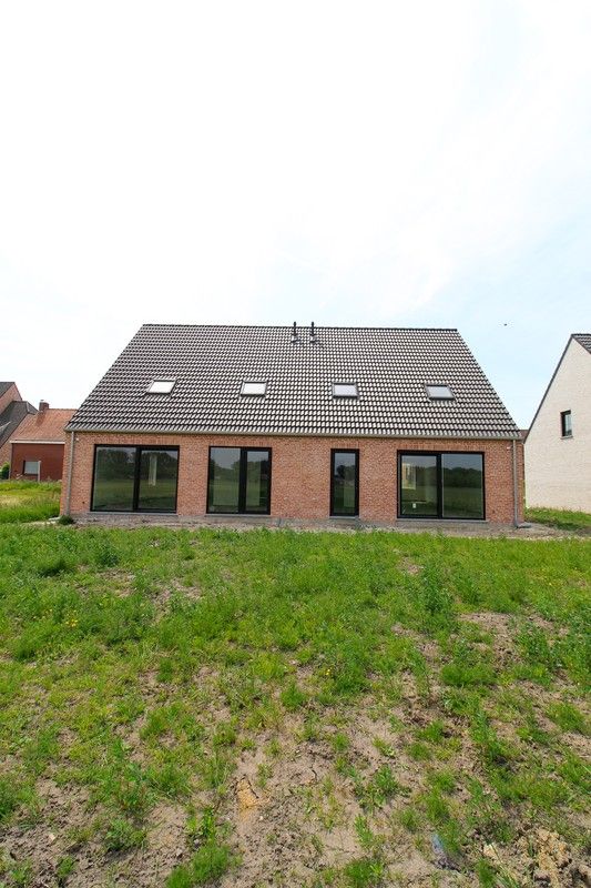 Hectaar bouwt 4 halfopen nieuwbouwwoningen te Oedelem foto 2