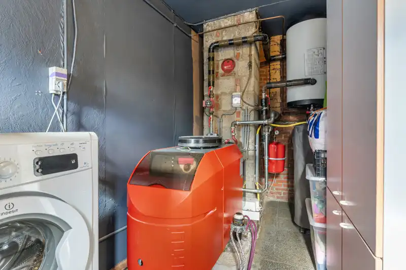 Uniek gelegen gezinswoning met bijgebouw op 8are foto 39