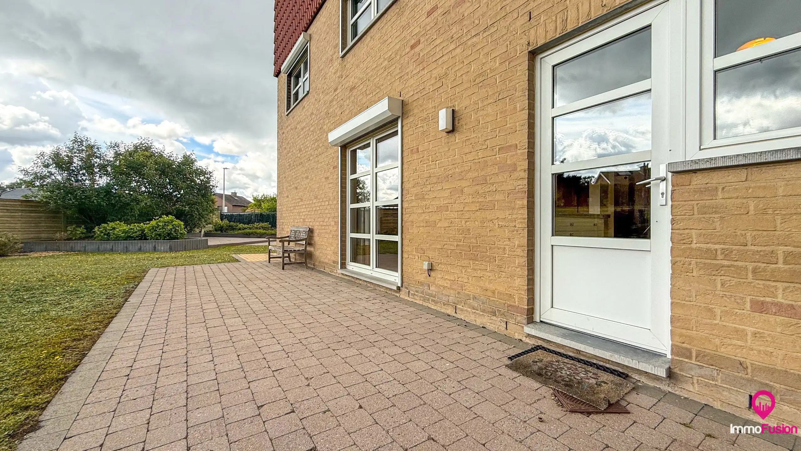 Ruime gezinswoning met 3slpks op toplocatie en EPC B! foto 45