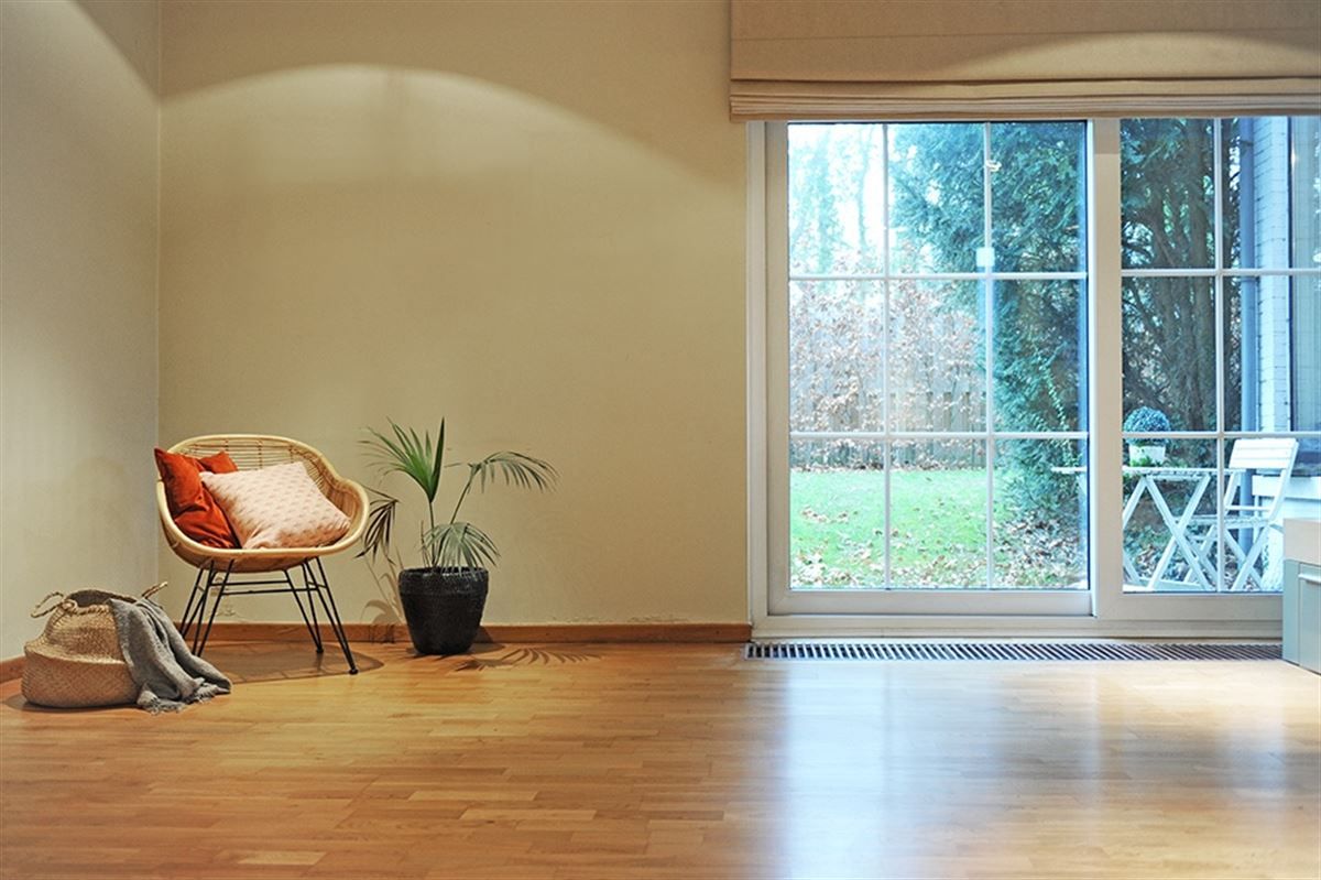 Op te frissen villa op toplocatie foto 6