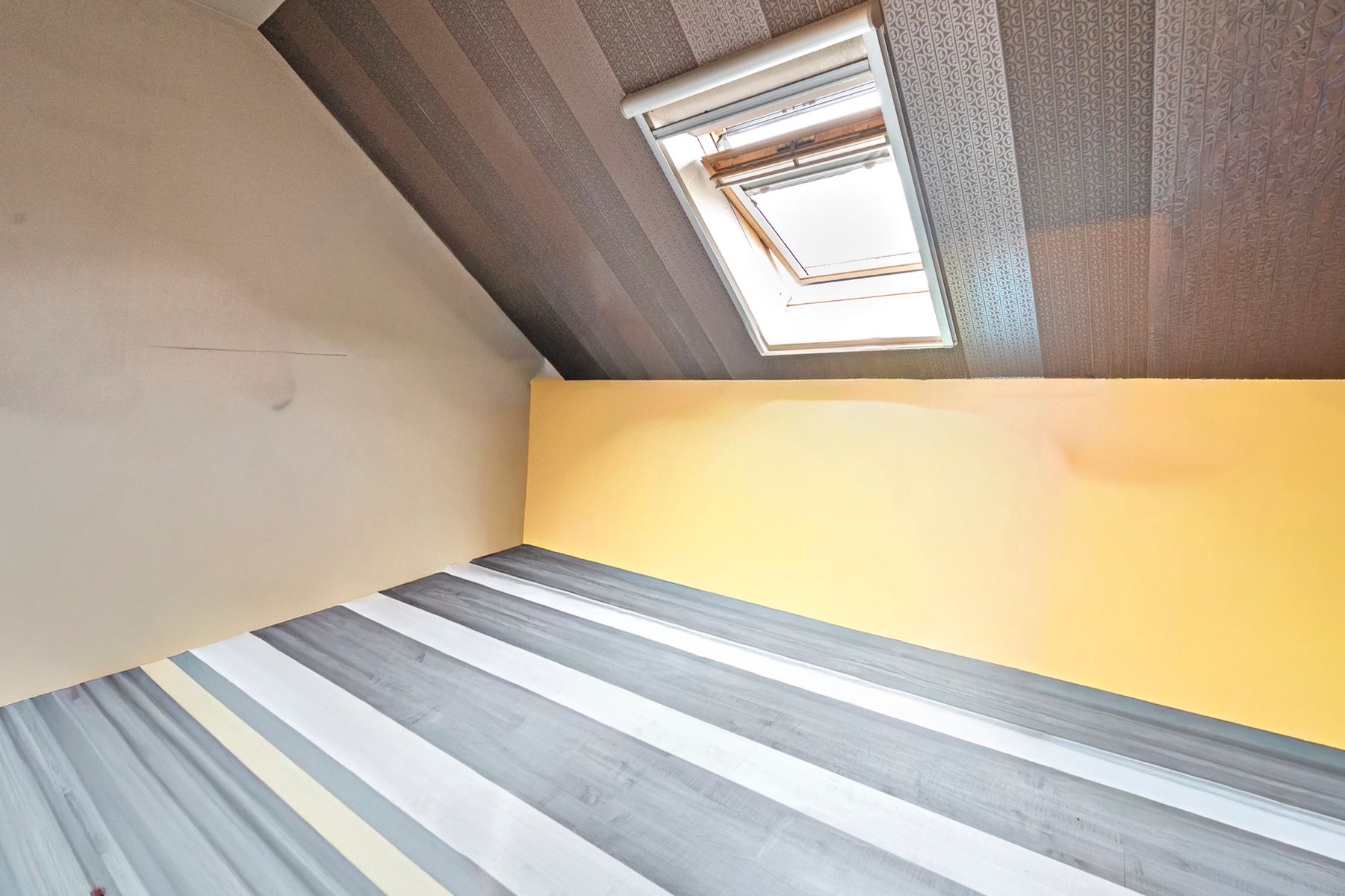 knus appartement in het hart van Berlare – ideaal als investering of starterswoning foto 7