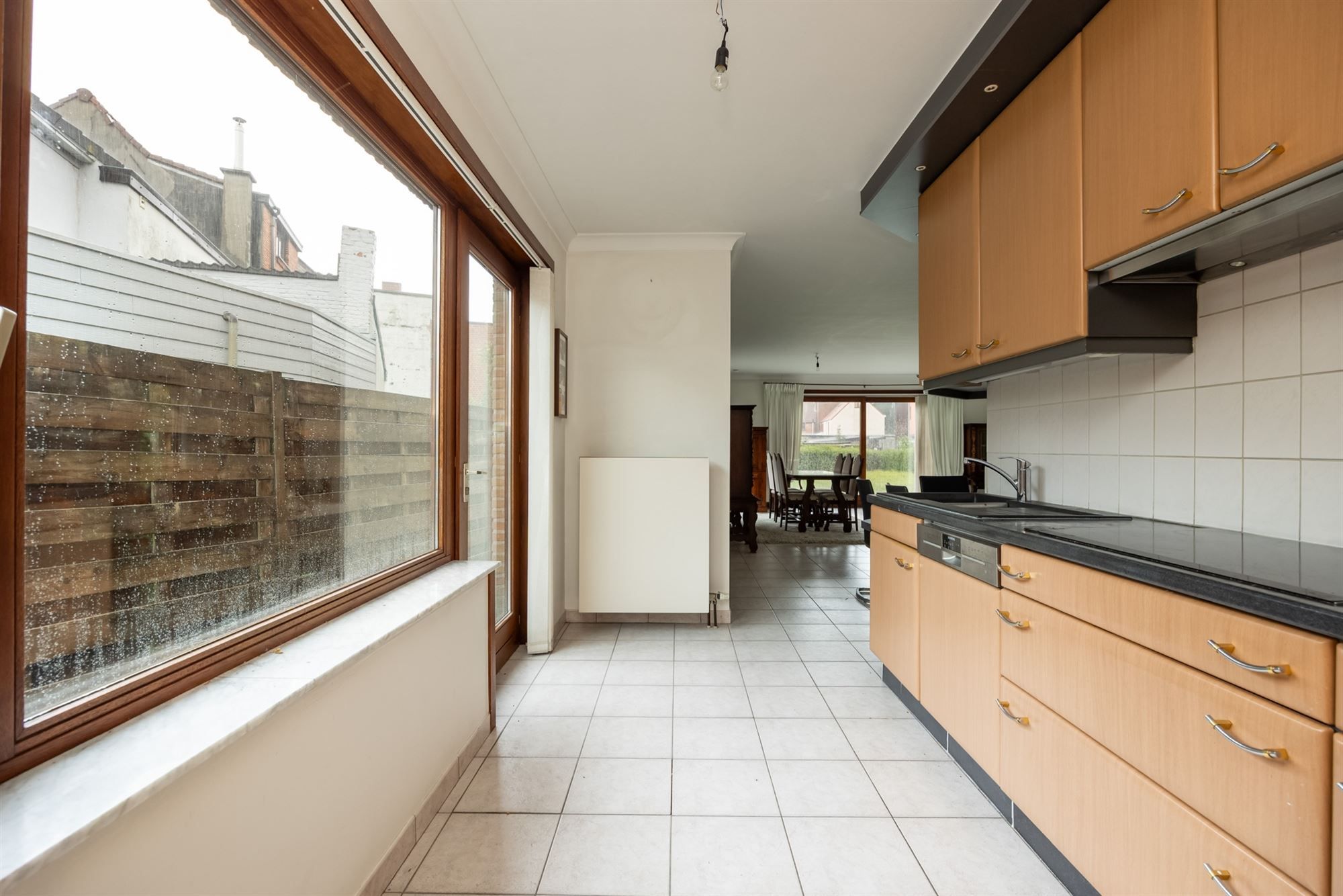 Vrijstaande woning met 4 slaapkamers en tuin foto 5