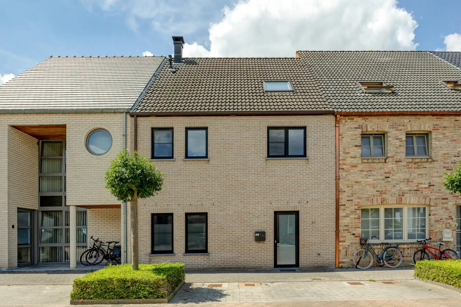 Huis te koop foto {{pictureIndex}}