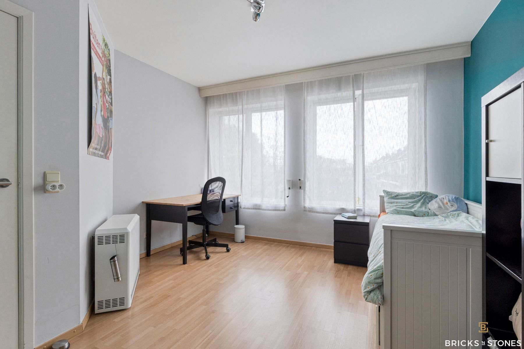 Instapklare woning met 4 slaapkamers, garage en tuin foto 14