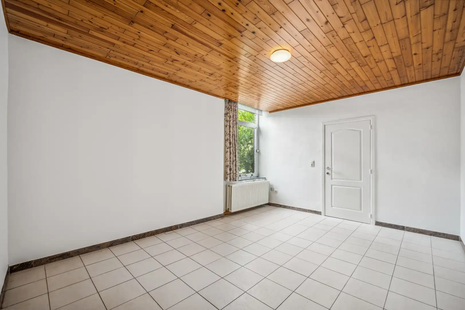 2 vergunde appartementen of 1 huis pal in centrum Herk-de-Stad foto 24