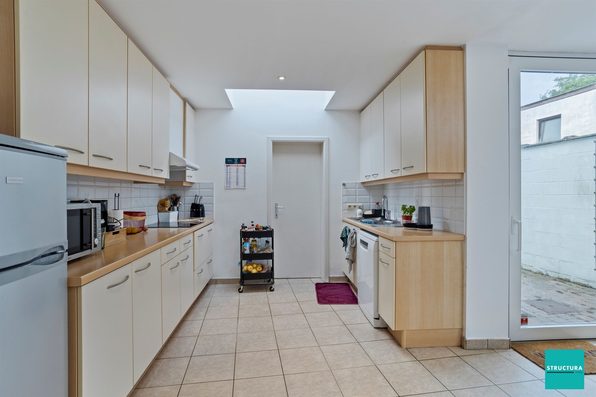 Instapklare rijwoning met stadskoer in hartje Merchtem foto 11