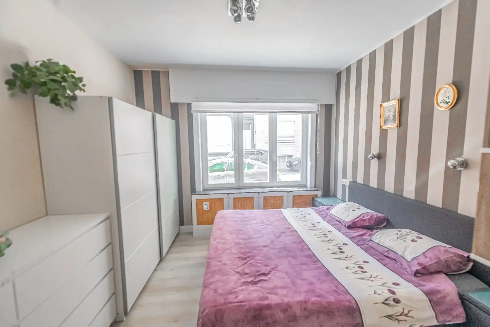 Ruim modern appartement met 3 slaapkamers en terras foto 3
