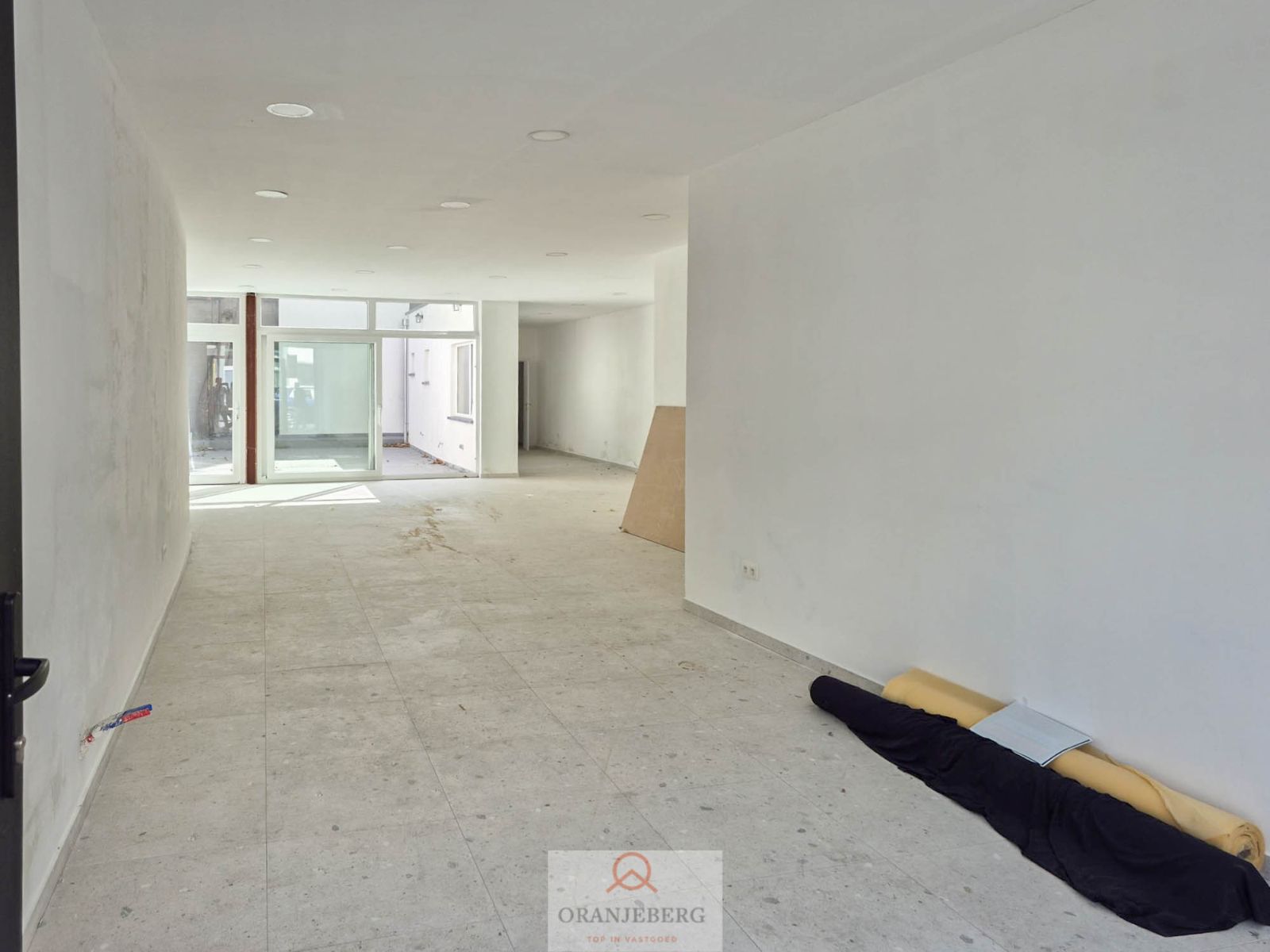 Handelspand (105 m²)  met tuin (40 m²) Muidepoort! foto 6
