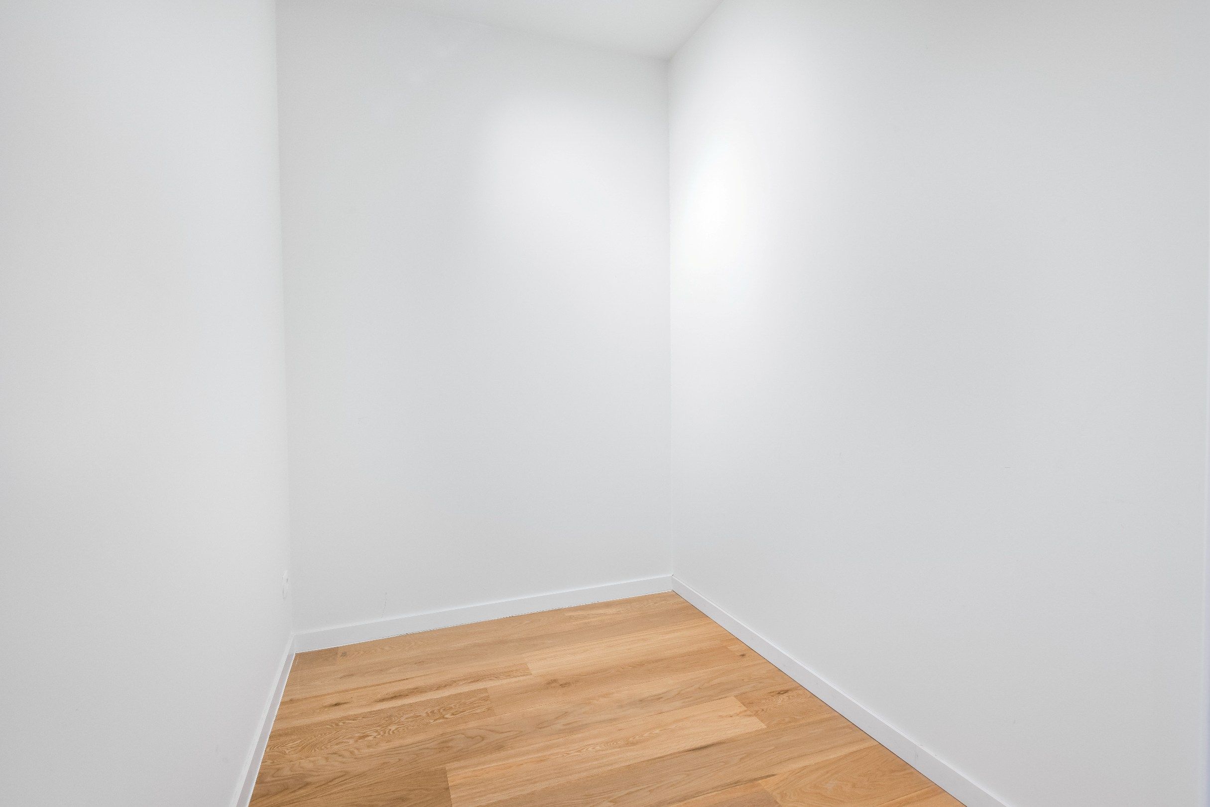 Luxueus afgewerkt nieuwbouwappartement vlakbij de Zeedijk en het Rubensplein. foto 17