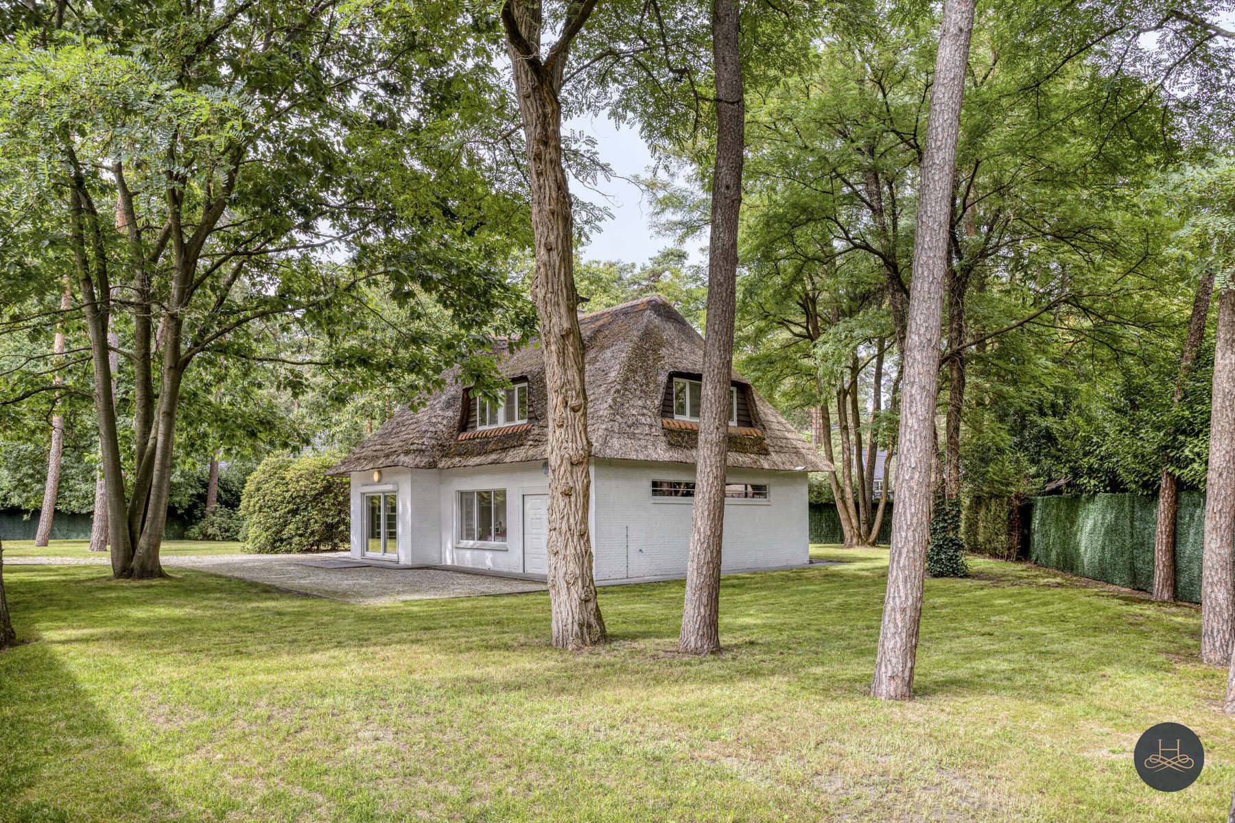 Hoofdfoto van de publicatie: Elegante villa met karakter