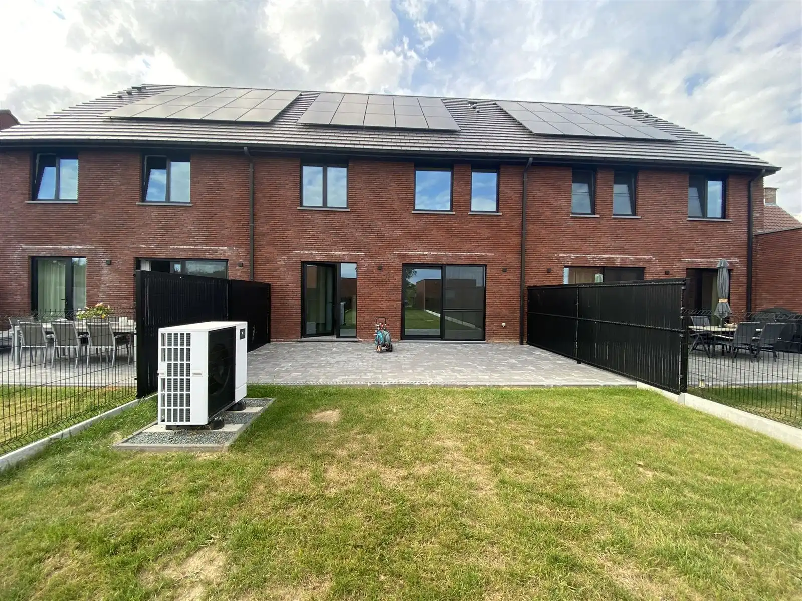 Ruime woning met 3 slaapkamers te huur foto 10
